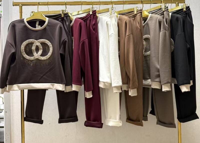 Komplet damskie (Włoskie produkt) Roz Standard, Mix Kolor Paczka 5 szt